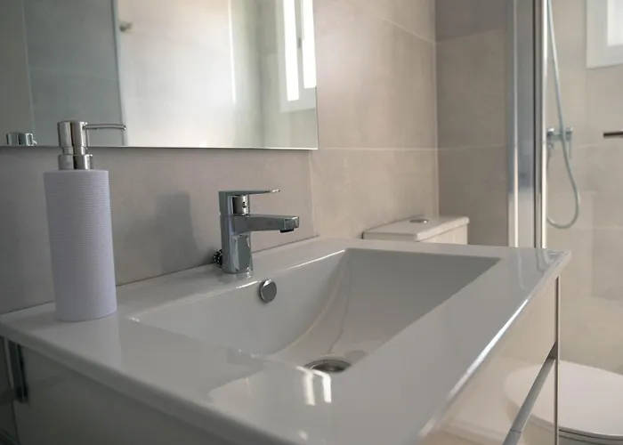 Frida Love * טורמולינוס